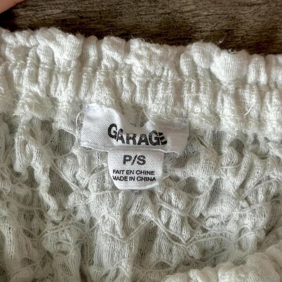 Garage White Cropped Tank Top - Picture 4 of 5